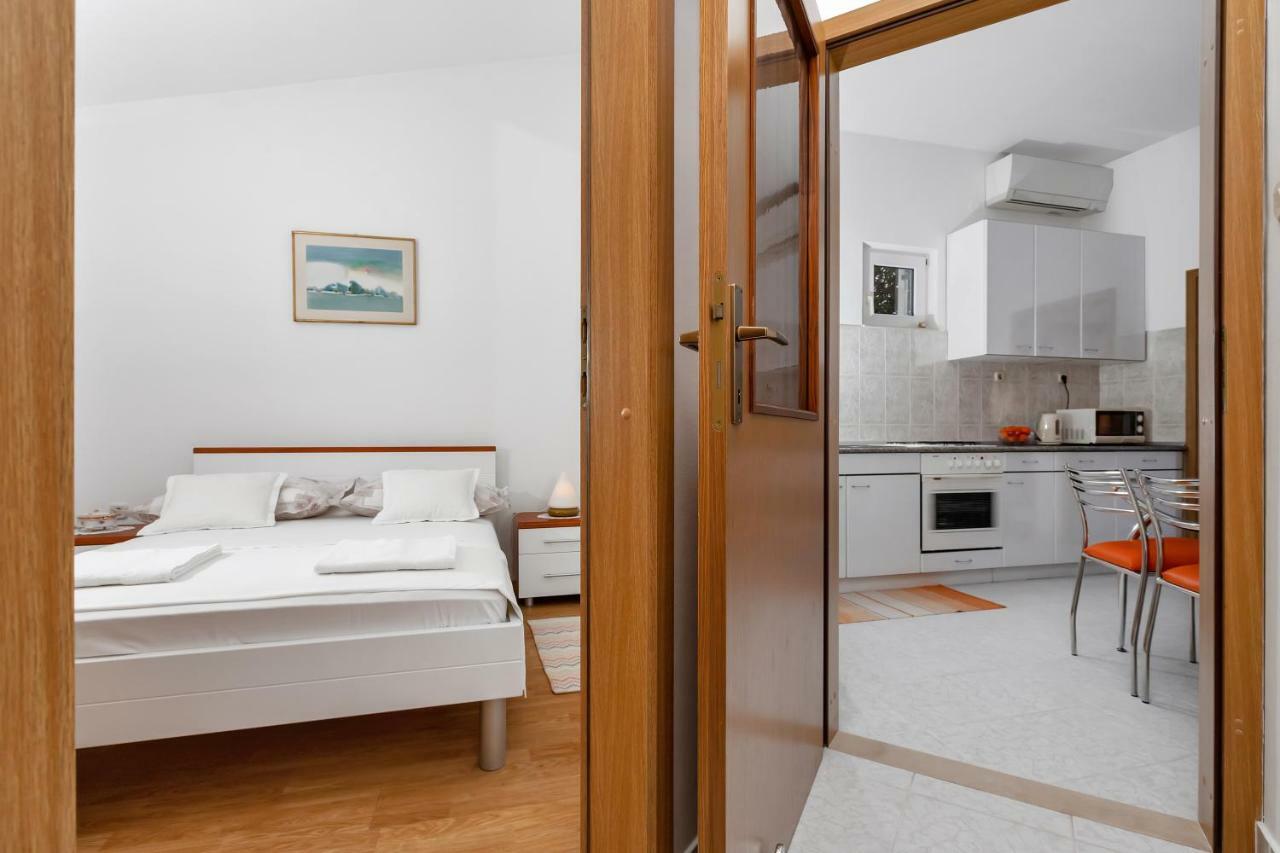 Apartment Kate-Few Minutes From Beach Makarska Exterior foto